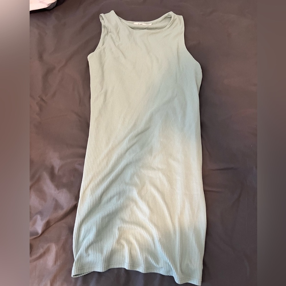Francesca's Collections Cream Sleeveless Dress